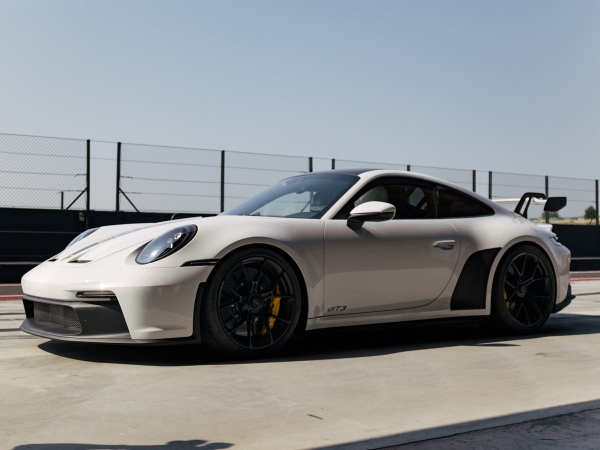 Una Porsche 911 GT3 privata pronta a scendere in pista